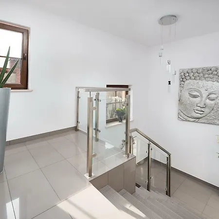Intryga Villa *